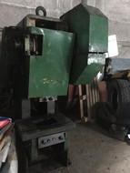 Пресс механический однокривошипный пресс 63 тонны усилие